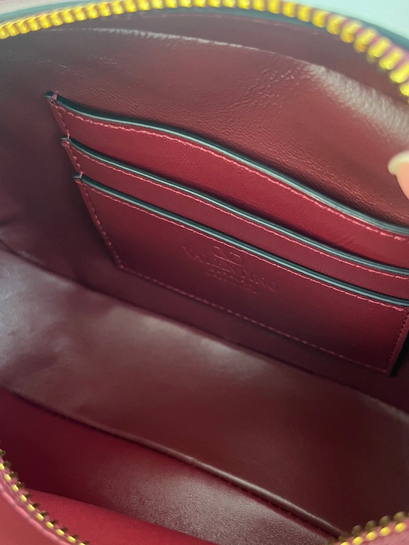 Va1e*ntin0 satchel bag